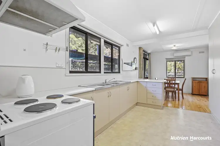 Fifth view of Homely house listing, 10 Eucalypt Court, Ararat VIC 3377