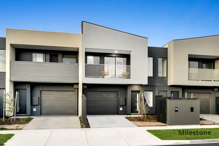 19 Rhynhurst Street, Clyde North VIC 3978