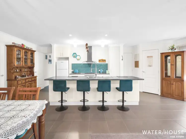 2 Malachi Court