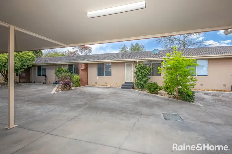 Second view of Homely unit listing, 2&3/25 Worcester Road, Gisborne VIC 3437