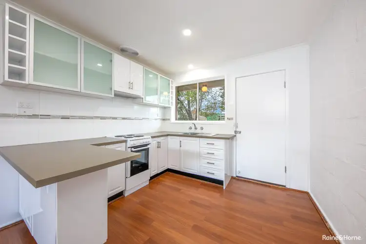 Fourth view of Homely unit listing, 2&3/25 Worcester Road, Gisborne VIC 3437