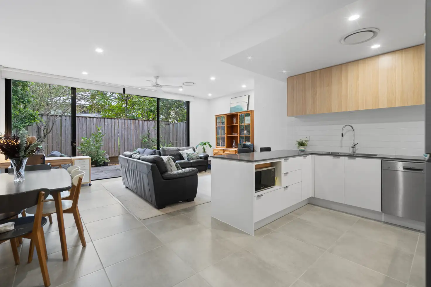 Main view of Homely house listing, 5/333 Riding Road, Balmoral QLD 4171