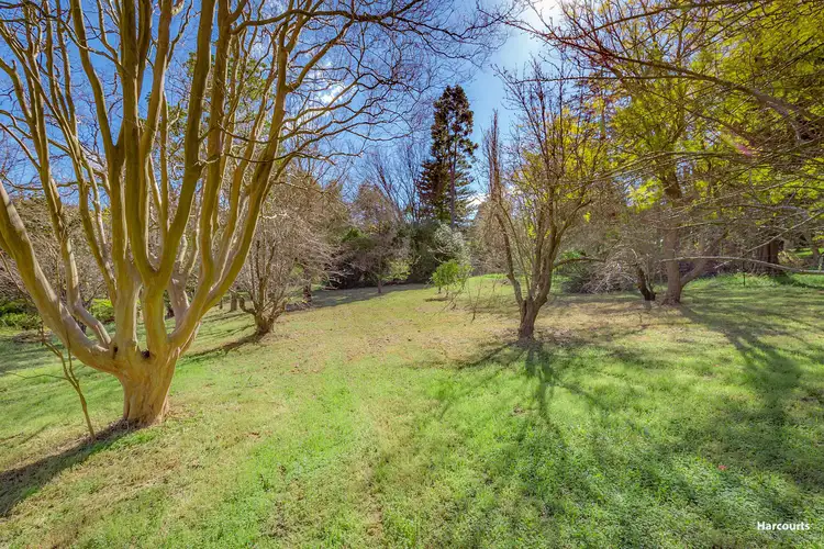 2B Holden Road, Roleystone WA 6111