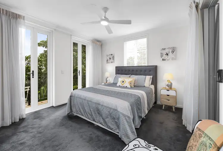 9/3030 The Boulevard, Carrara QLD 4211