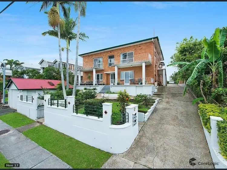 24 Hazlewood Street
