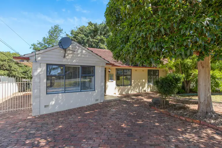 17 Eva Avenue, Redwood Park SA 5097