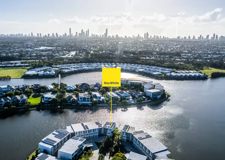 18/5036 Emerald Island Drive, Carrara QLD 4211