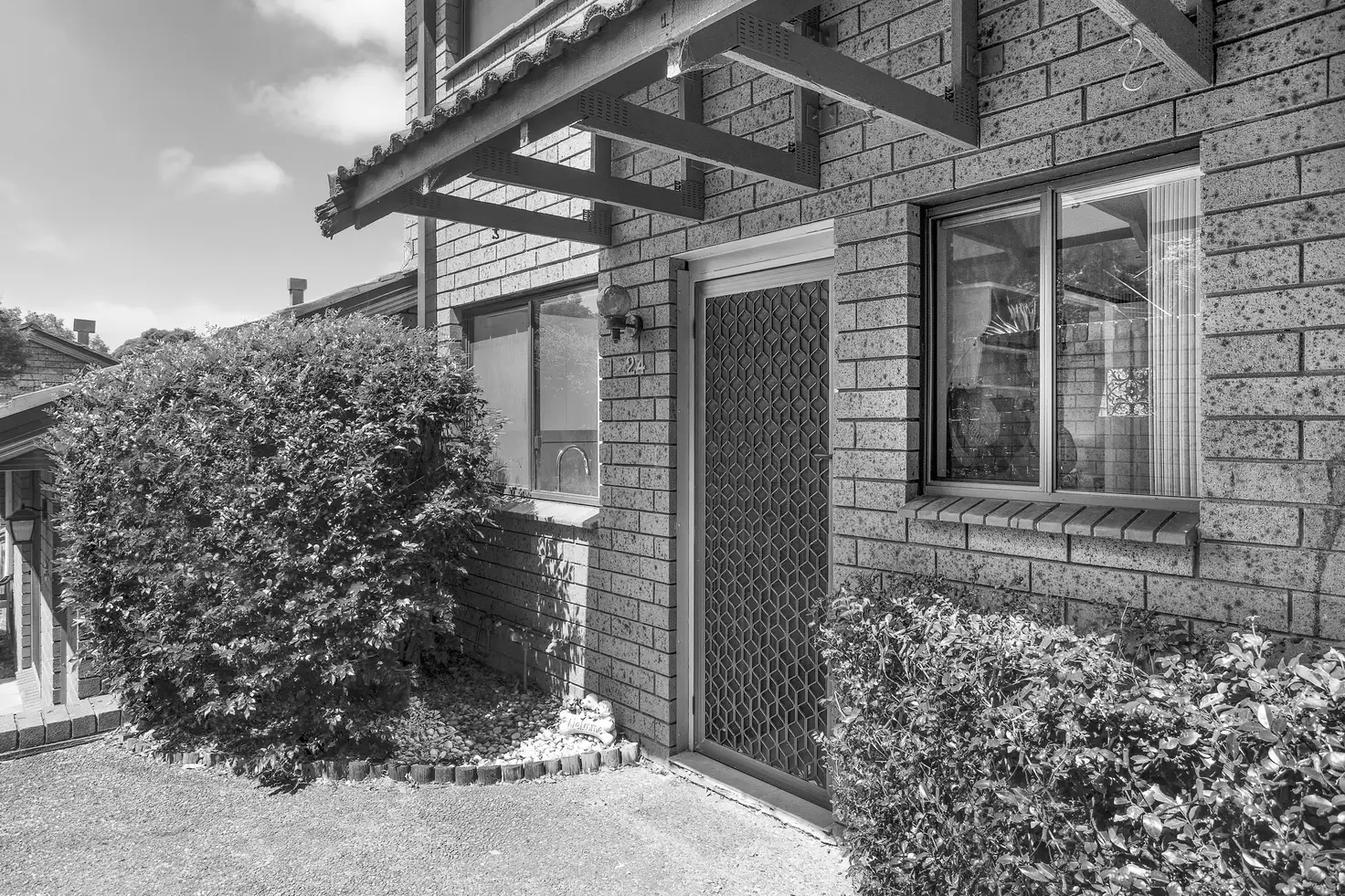Main view of Homely townhouse listing, 24/24 Toronto Parade, Sutherland NSW 2232