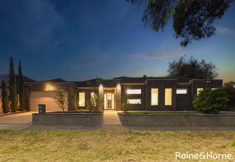 Second view of Homely house listing, 4 Deakin Grove, Burnside Heights VIC 3023