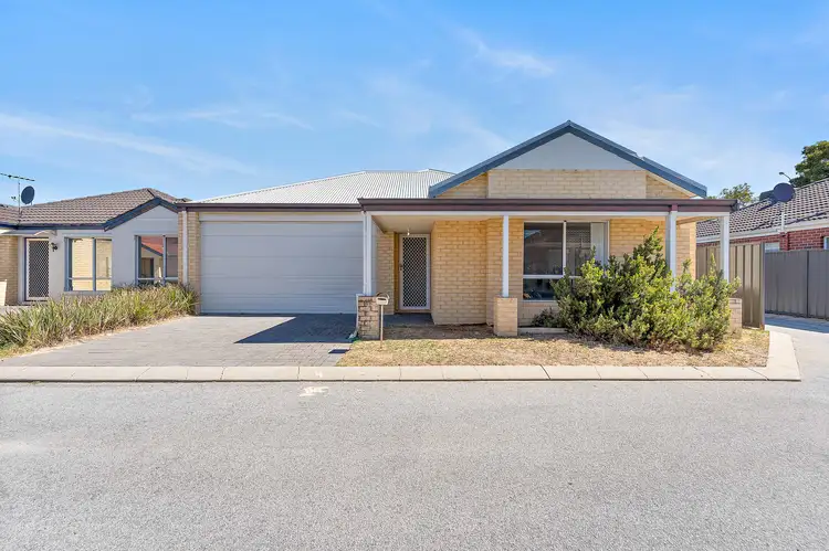 8 Belgravia Place, Canning Vale WA 6155
