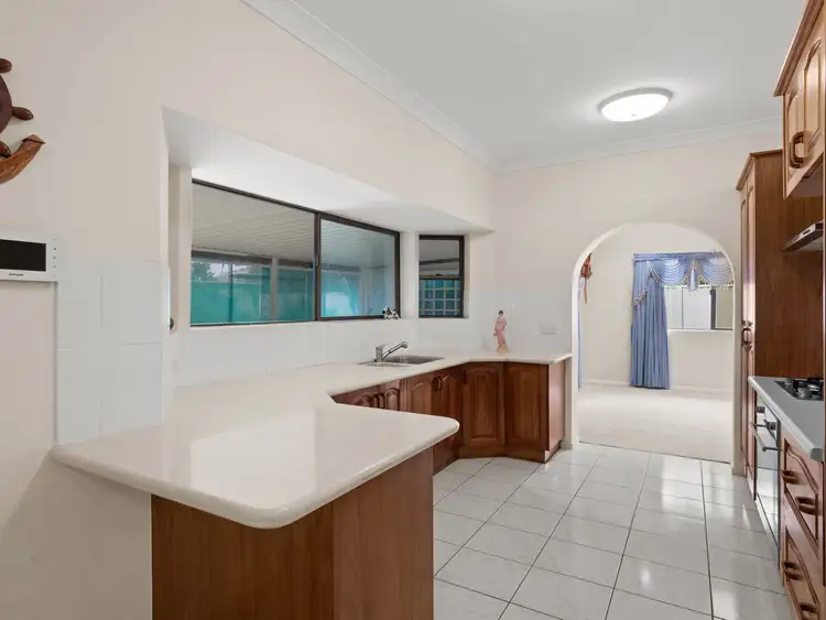 Fifth view of Homely house listing, 15 Wahoo Court, Birkdale QLD 4159