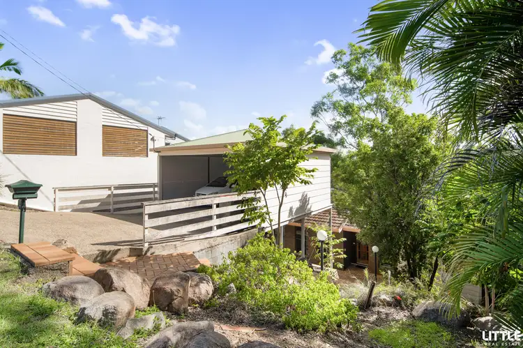 22 Chapel Hill Road, Chapel Hill QLD 4069