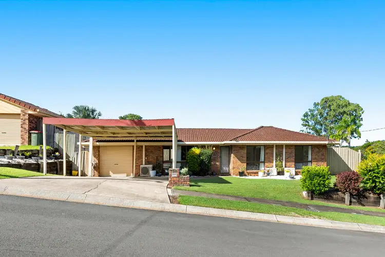 17 Roseville Street, Petrie QLD 4502