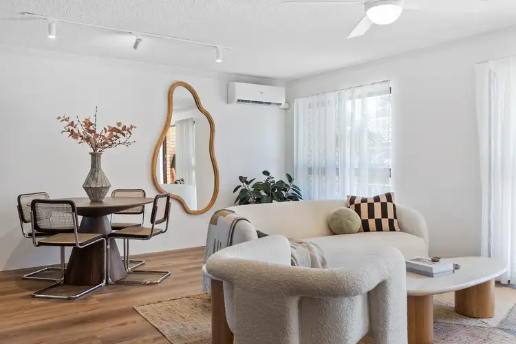2/14 Christina Court, Mermaid Waters QLD 4218