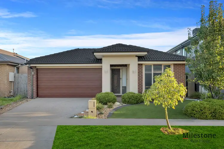 12 Pablo drive, Clyde North VIC 3978