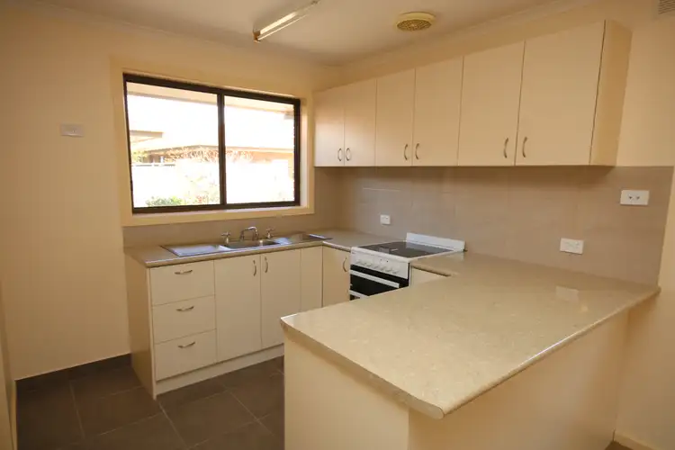Fifth view of Homely unit listing, 2/29 MACKAY STREET, Rochester VIC 3561