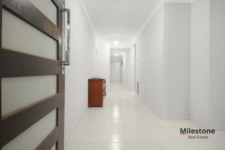 Third view of Homely house listing, 33 Cromarty Crescent, Kalkallo VIC 3064