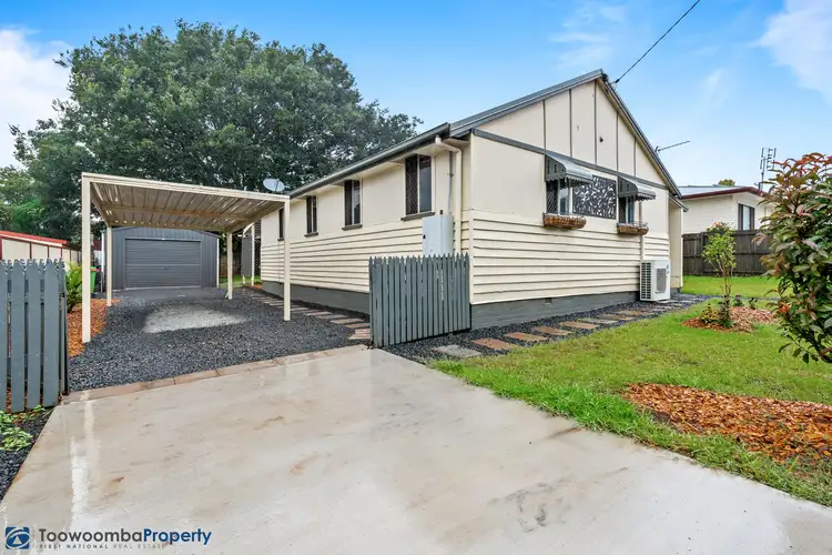 16 Dunkley Street, South Toowoomba QLD 4350