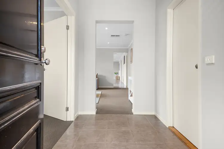Second view of Homely house listing, 3 Murrumbidgee Street, Manor Lakes VIC 3024