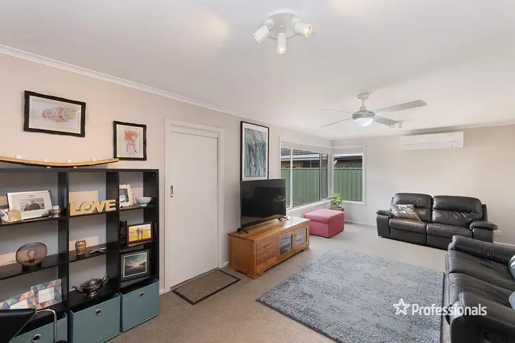 Third view of Homely house listing, 7 Elmore Street, Hamilton VIC 3300