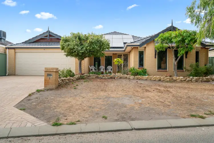 5 Bordeaux Ramble, Port Kennedy WA 6172