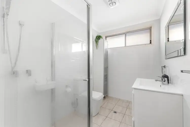 Sixth view of Homely house listing, 2 Yeelanna Place, Kingswood NSW 2747