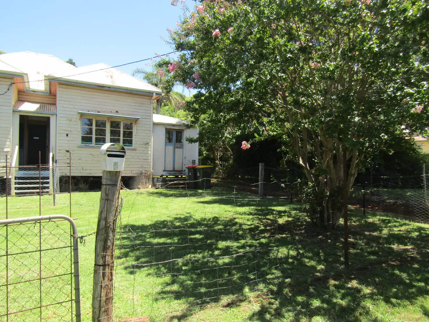 Main view of Homely unit listing, 2/5 BELLE ST, Kingaroy QLD 4610