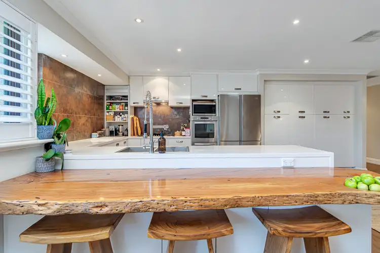 Sixth view of Homely house listing, 6 Seaview Place, Quinns Rocks WA 6030