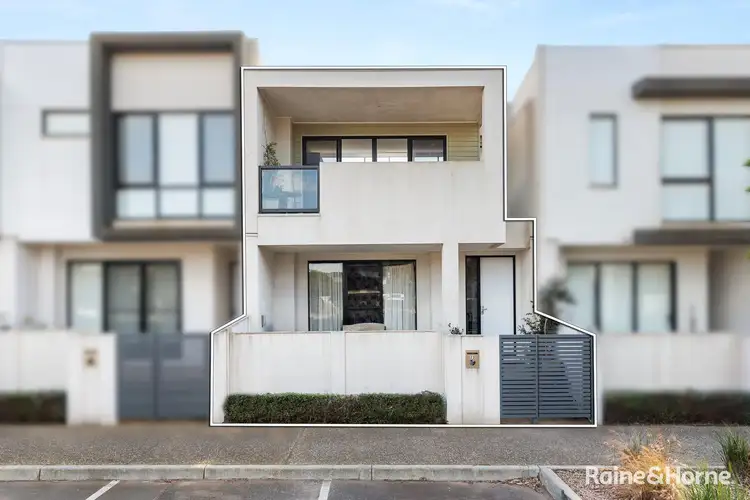23 Quay Boulevard, Werribee South VIC 3030