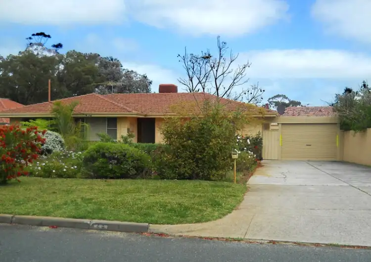 Second view of Homely house listing, 23 Loris Way, Kardinya WA 6163