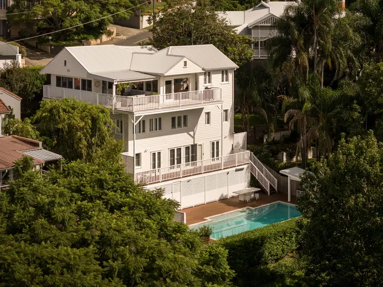 59 Crescent Road, Hamilton QLD 4007