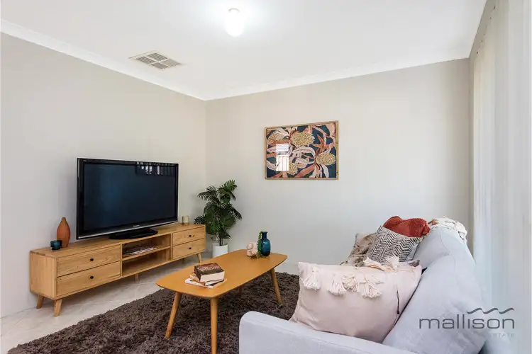 Fourth view of Homely house listing, 2 Cavenagh Court, Beckenham WA 6107