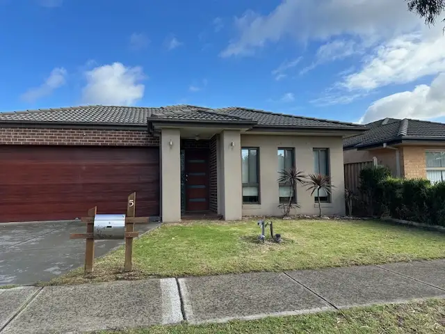 Main view of Homely house listing, 5 Hemingway Grove, Cranbourne West VIC 3977