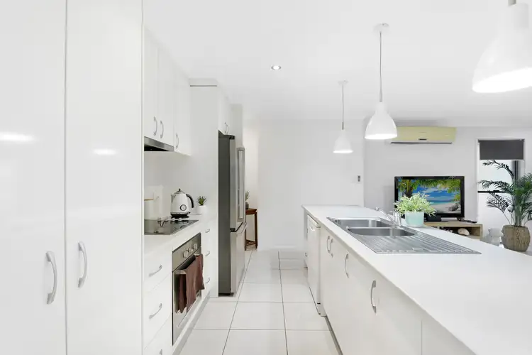 Sixth view of Homely semi-detached listing, 2/17 Faraday Crescent, Pacific Pines QLD 4211
