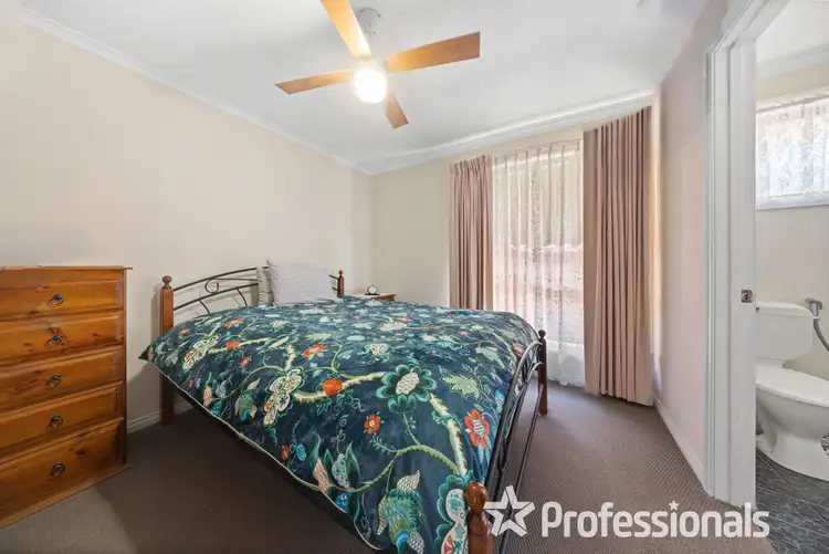 Fifth view of Homely house listing, 27 Barley Court, Delahey VIC 3037