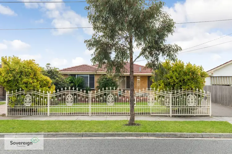 60 Monash Street