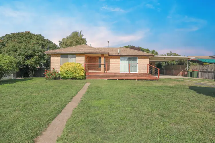 28 Torrens Street