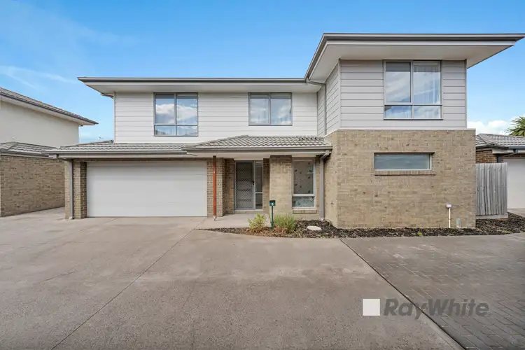 Main view of Homely townhouse listing, 4 Nemo Street, Pakenham VIC 3810