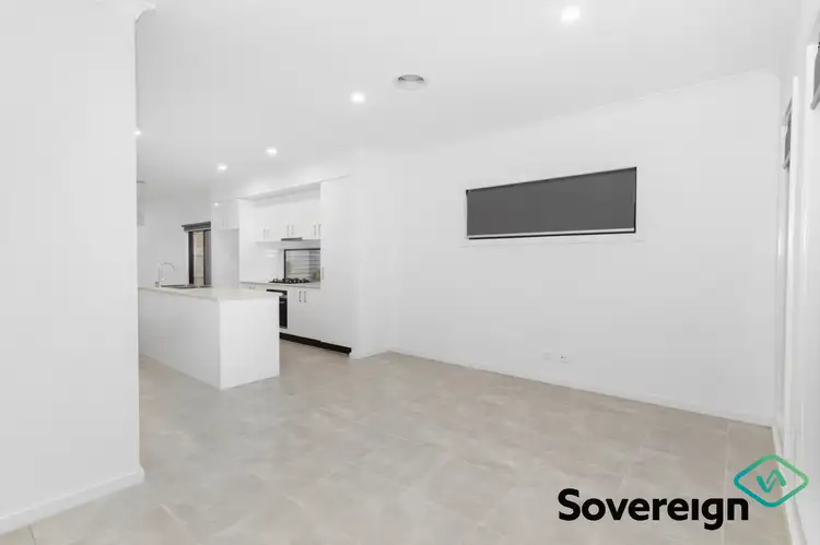 Fourth view of Homely house listing, 8 Sheba Court, Hallam VIC 3803