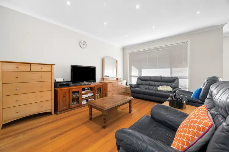 Fifth view of Homely house listing, 104 Broadway, Reservoir VIC 3073