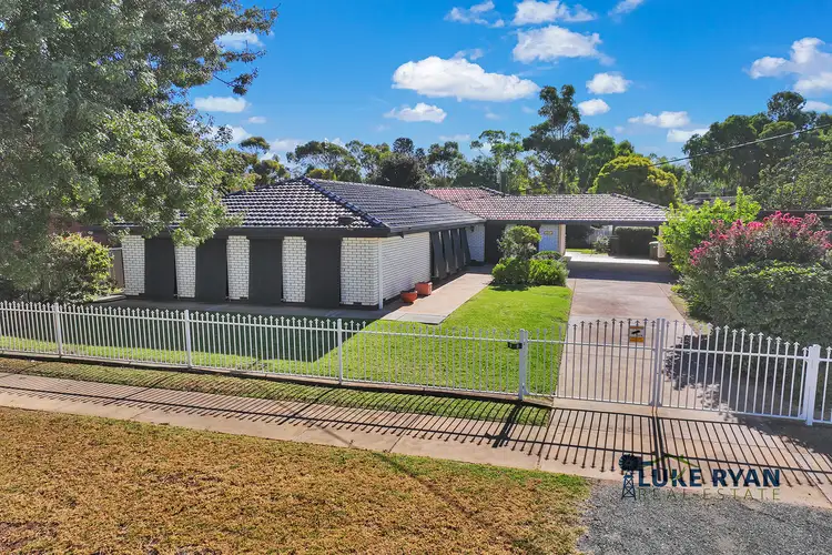 8 Mackay Street, Rochester VIC 3561
