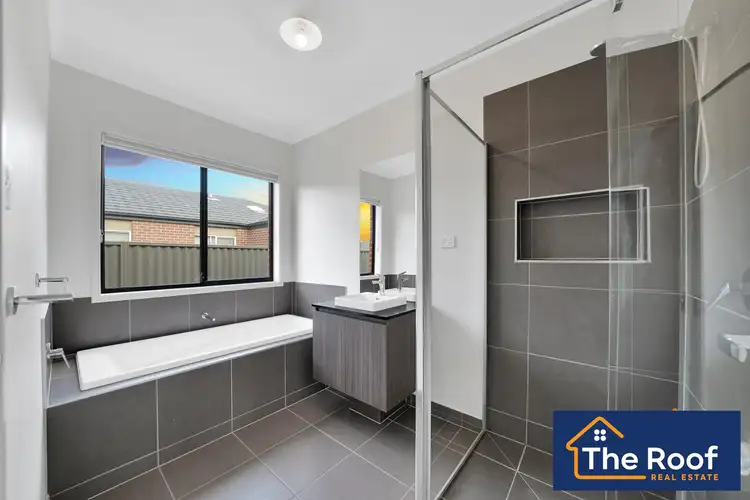 Seventh view of Homely house listing, 33 Bellerive Crescent, Strathtulloh VIC 3338