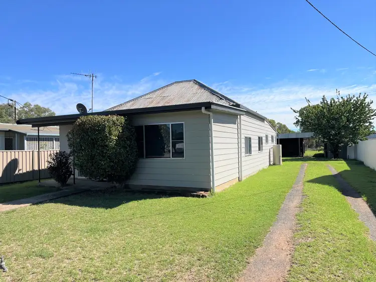 27 Drummond St, Coonabarabran NSW 2357