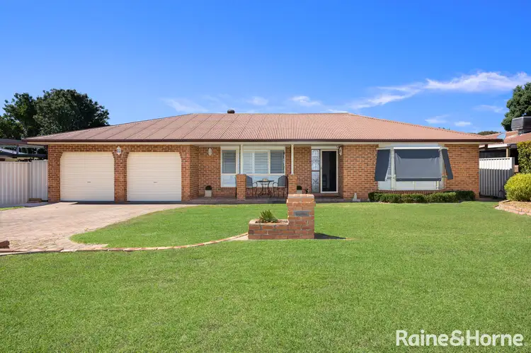 12 Langi Crescent, Glenfield Park NSW 2650