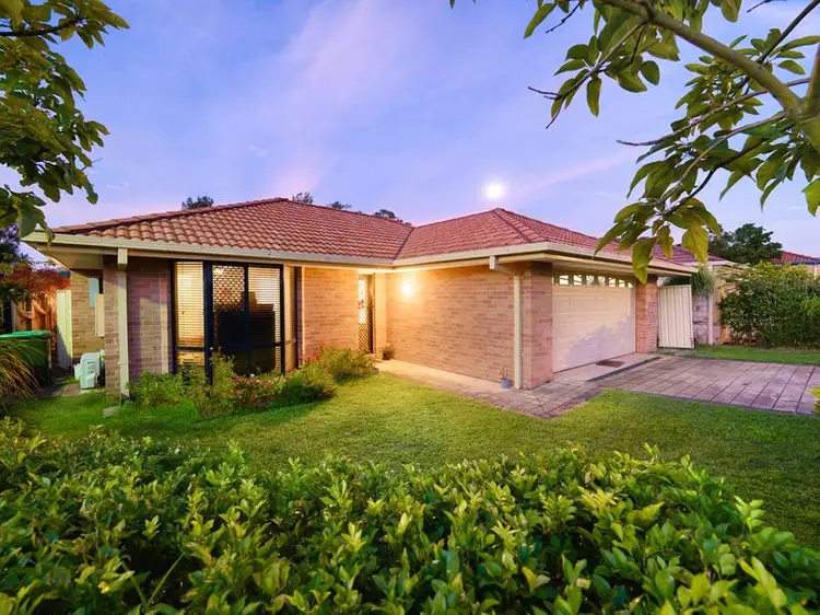 13 Fanning Court, Pacific Pines QLD 4211