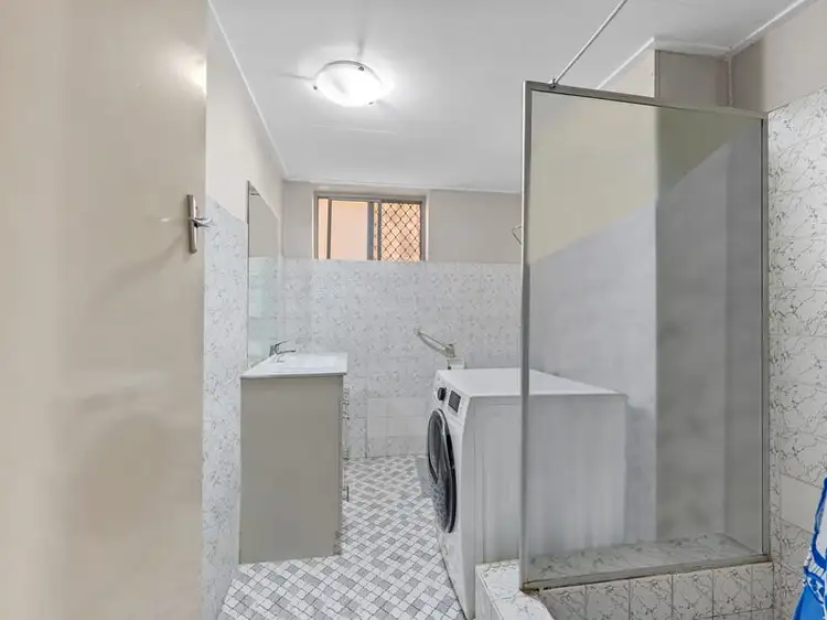 Seventh view of Homely unit listing, 3/10 Railway Street, Southport QLD 4215