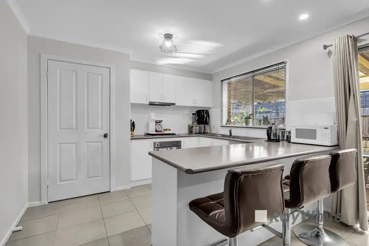 Second view of Homely unit listing, 5/21 Raneen Drive, Langwarrin VIC 3910