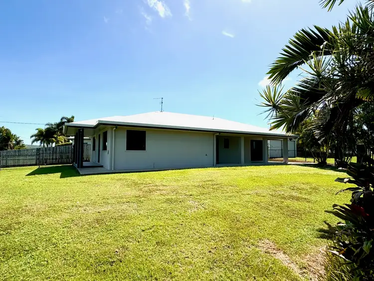 Sixth view of Homely house listing, 2 Hackett Court, Campwin Beach QLD 4737