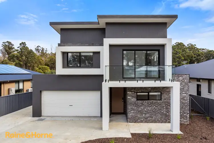 28 Turquoise Way