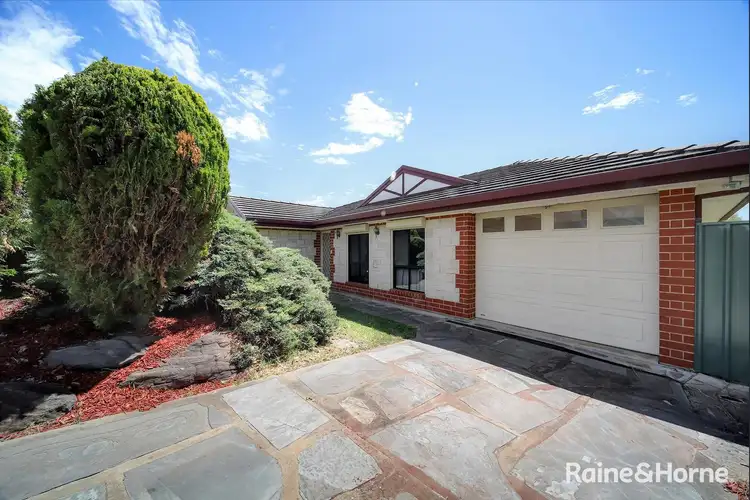 39 Brookland Valley Drive, Woodcroft SA 5162